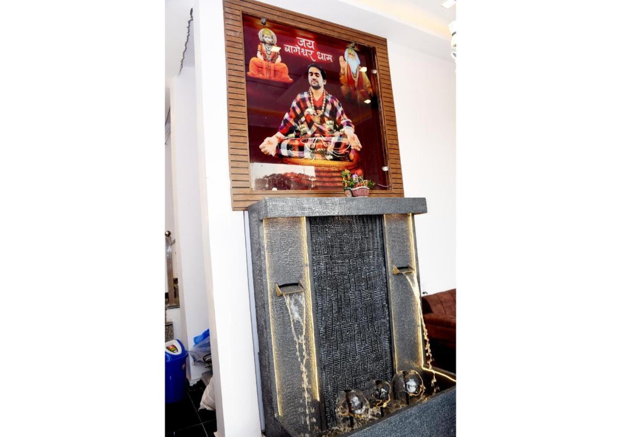 Tirupati Balaji Inn Bageshwar Dham Basari Exterior photo